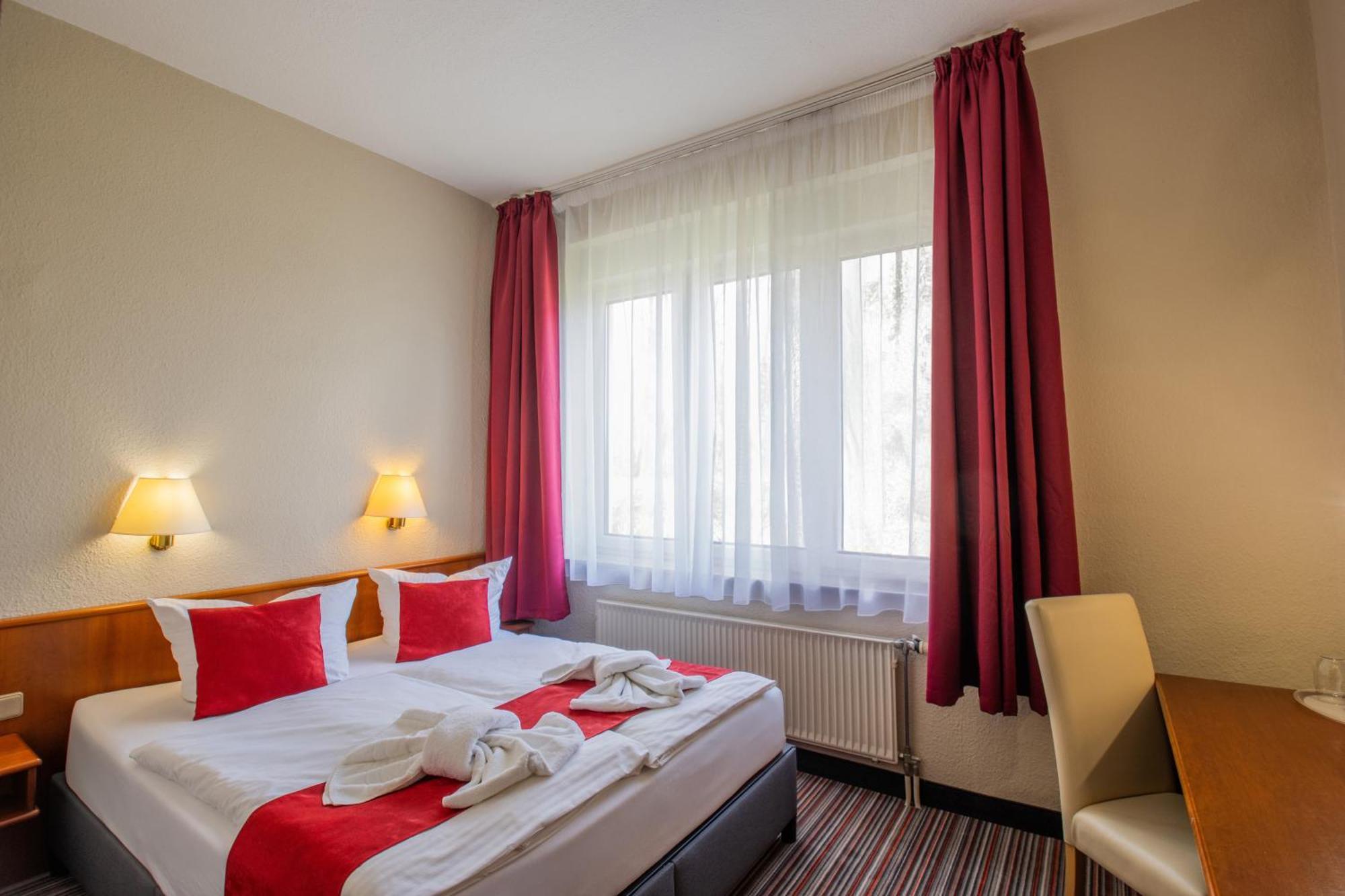 Seehotel Brandenburg An Der Havel Brielow Extérieur photo