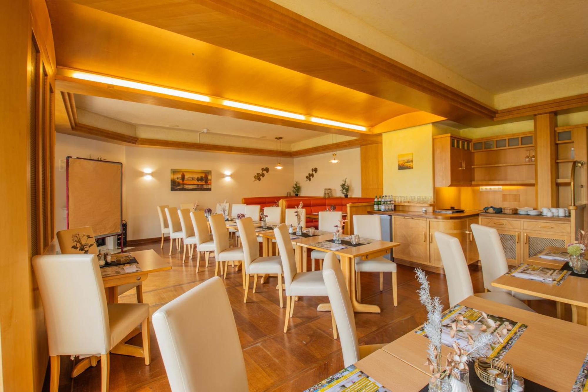 Seehotel Brandenburg An Der Havel Brielow Extérieur photo
